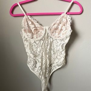 SALE!! Fashionnova Lace Body Suit